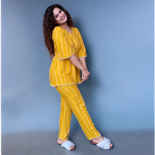 Women's  Striped Yellow Co-Ord Set / Two-Piece Sets